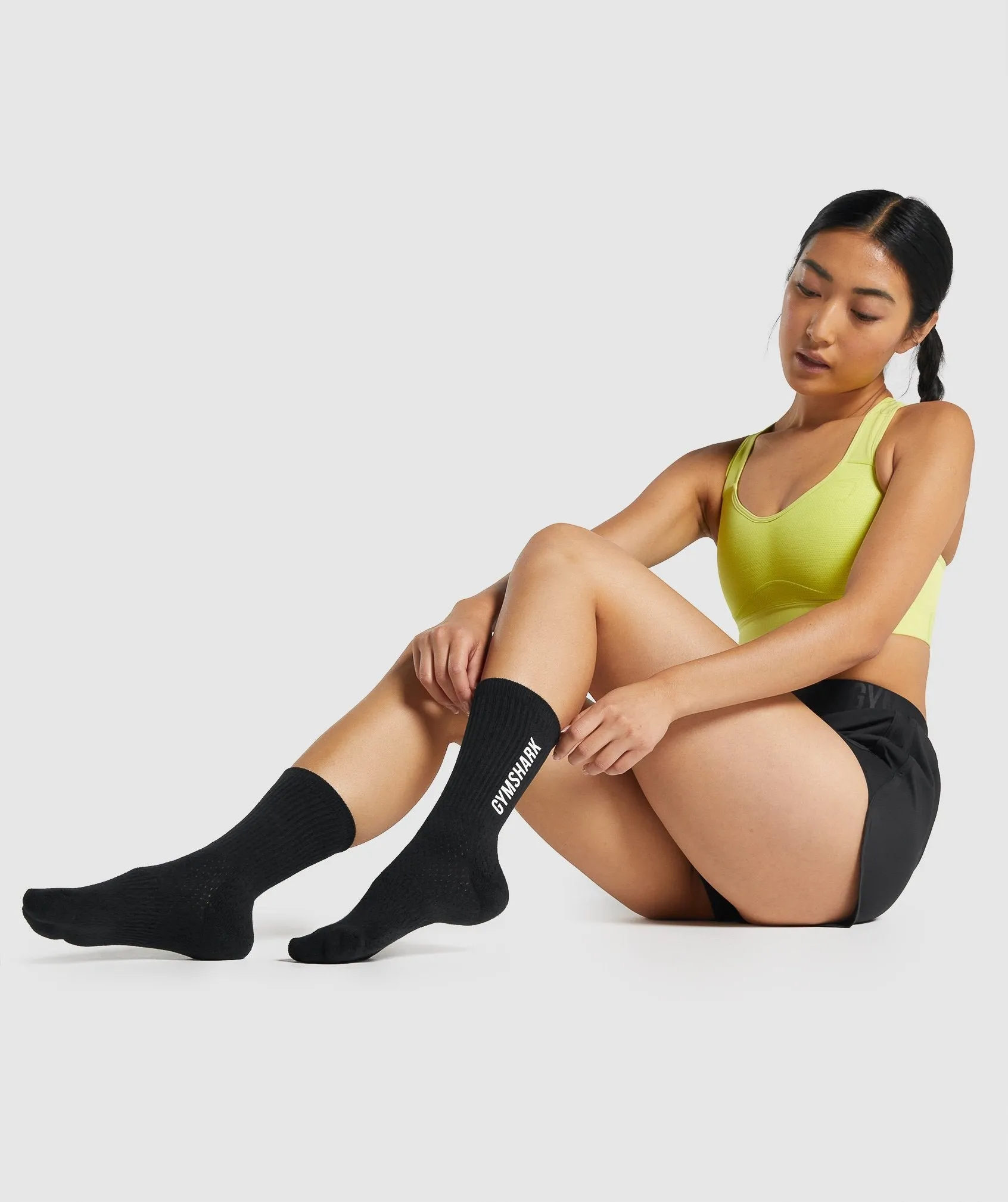 Gymshark Premium Logo Crew Socks - Black