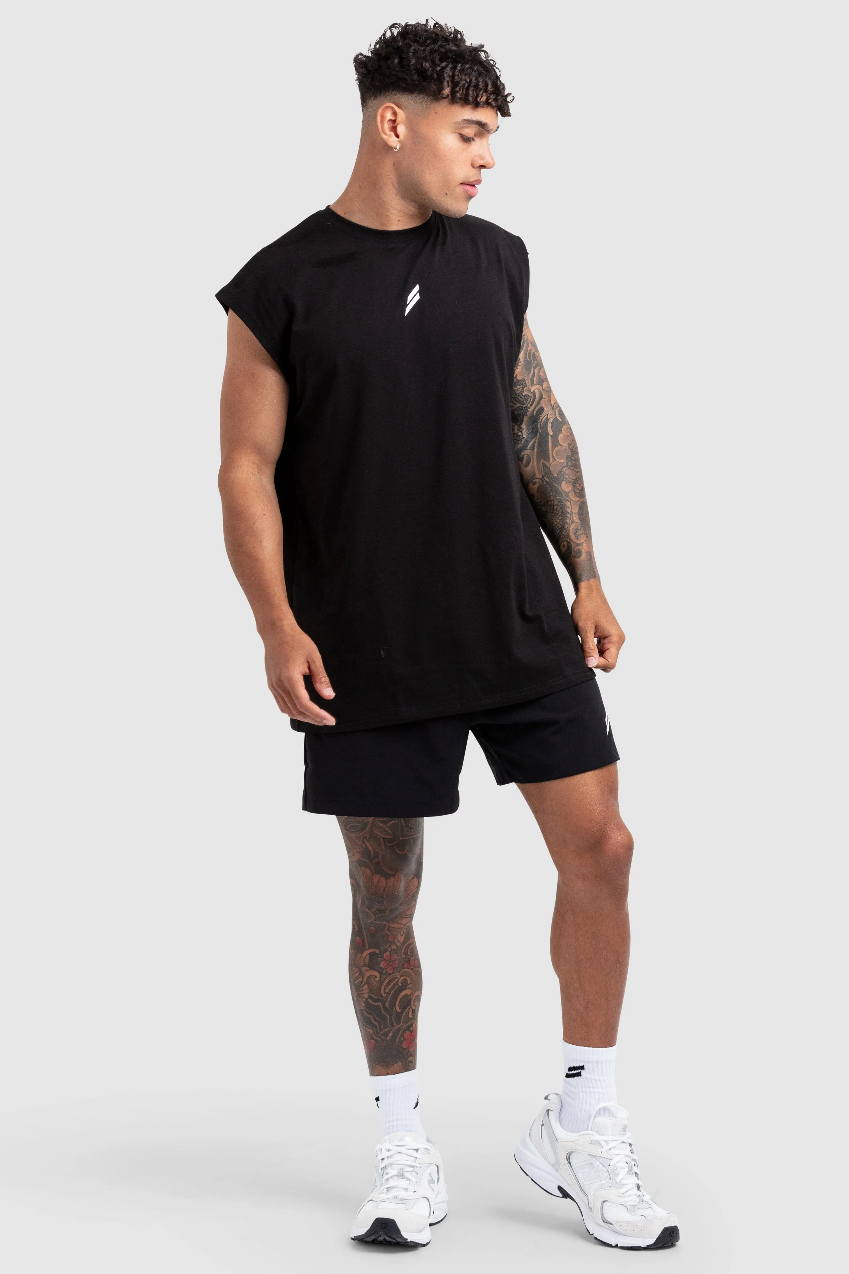 Mark Oversize Cutoff Tank - Black