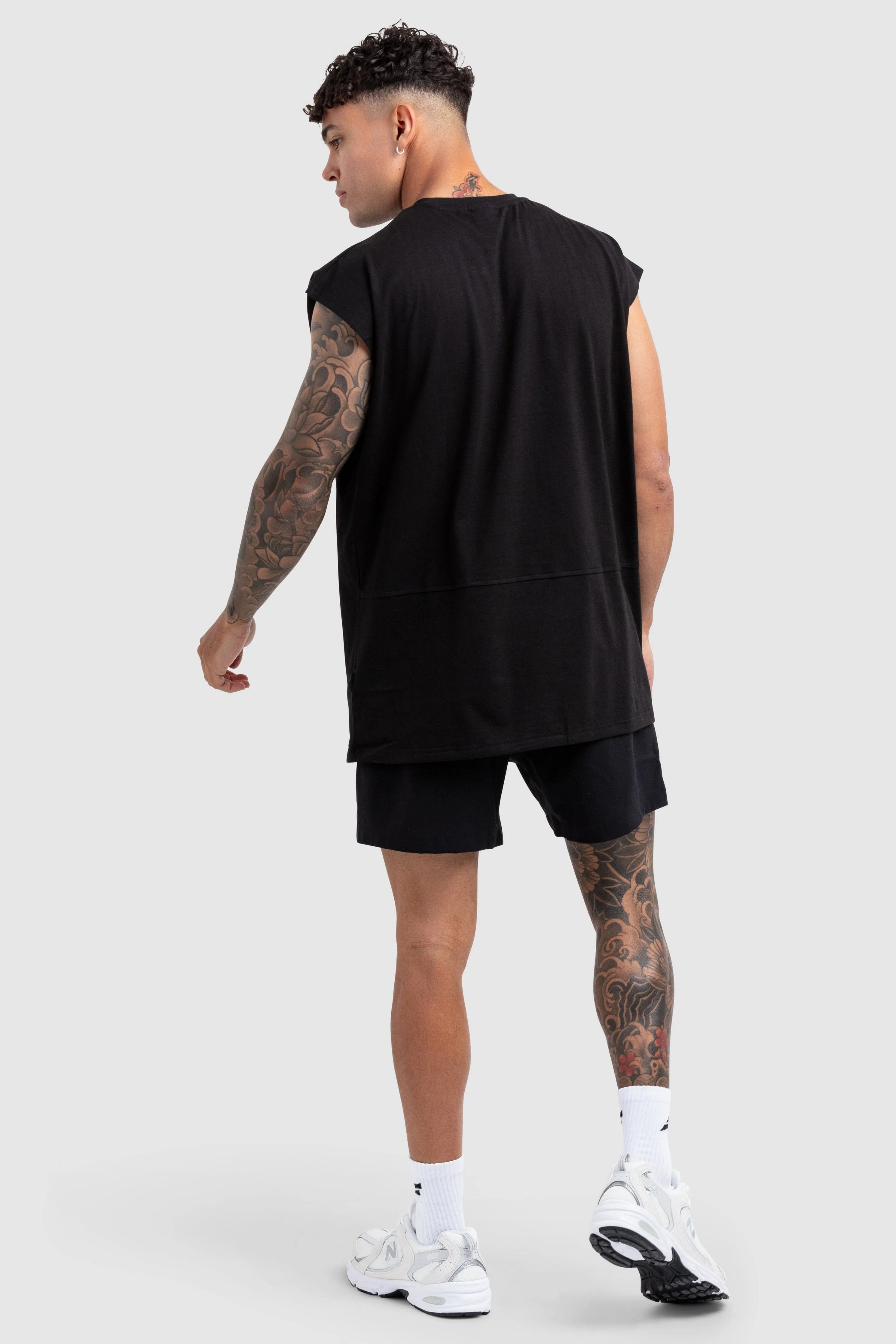 Mark Oversize Cutoff Tank - Black