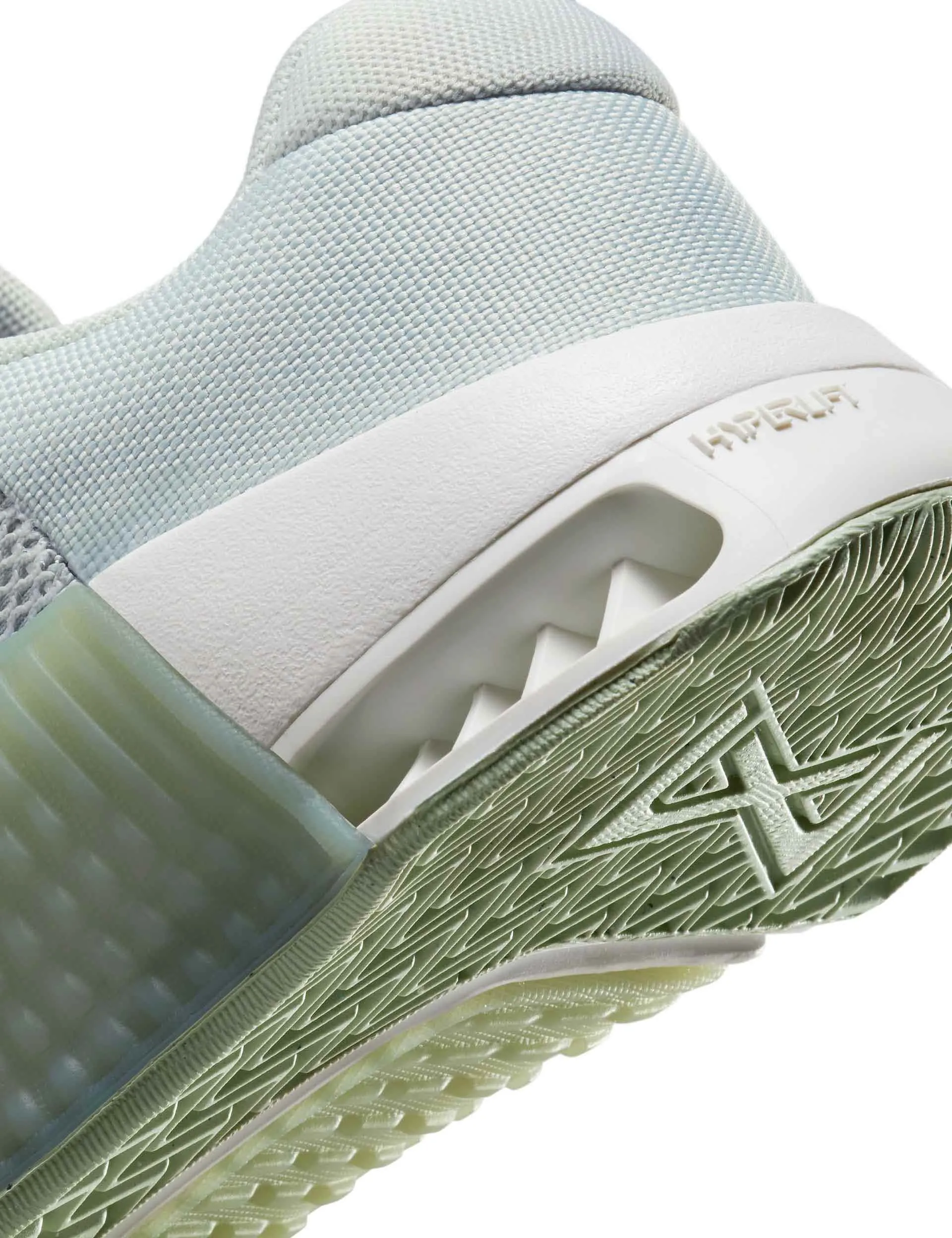 Metcon 9 Shoes - Light Silver/Summit White/Jade Horizon/Metallic Silver