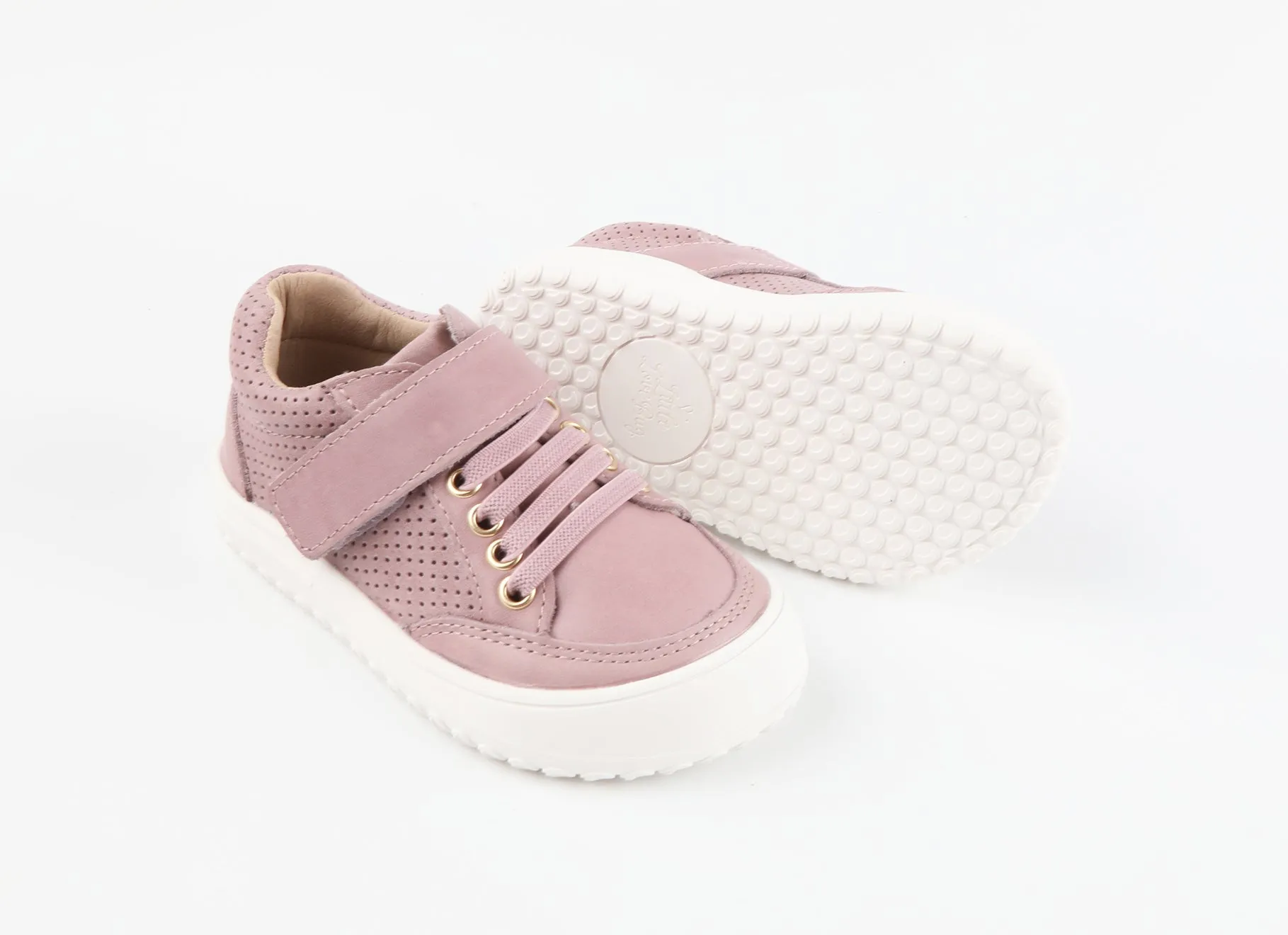 Play Perfect Pansy Pop Low Top {Premium Leather}