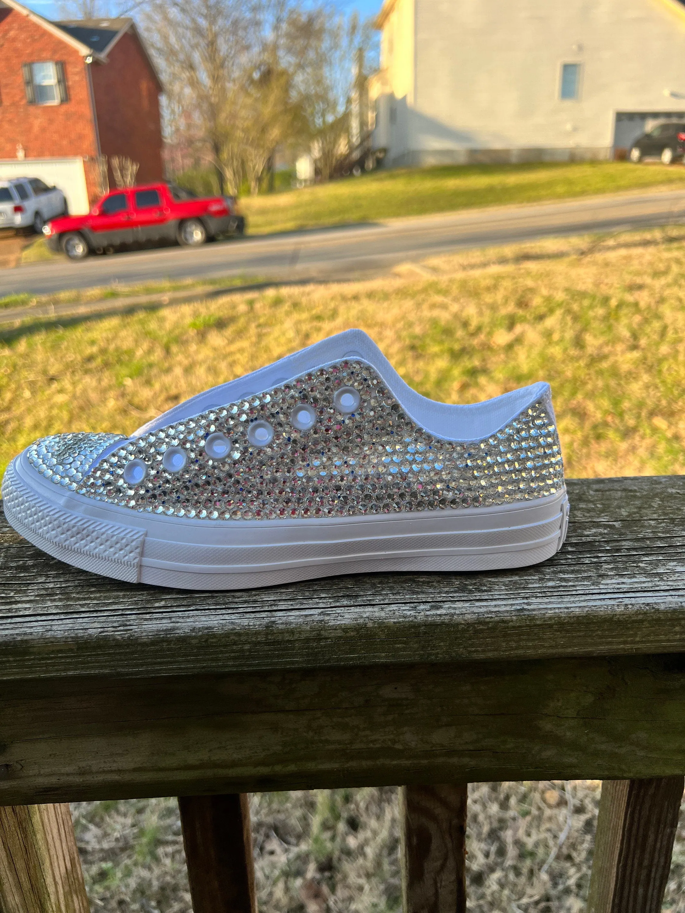 Rhinestone Low Top Converse, Chucks, Bling All Stars, Wedding Converse, Bride Converse, Birthday Custom Converse, Bar Mitzvah, Quinceanera