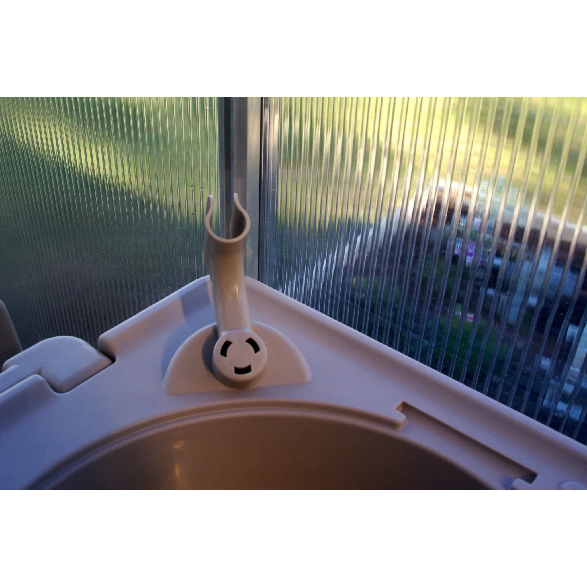 Riverstone | CleanIT Outdoor Sink for MONT Greenhouses