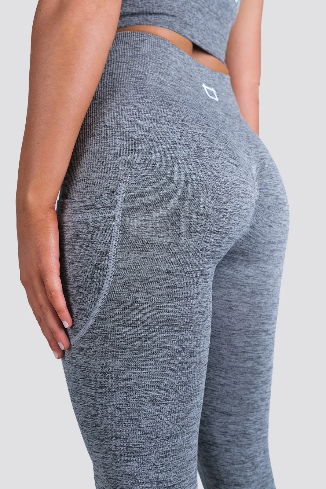 Seamless Movement Highwaisted Leggings - Charcoal Marl