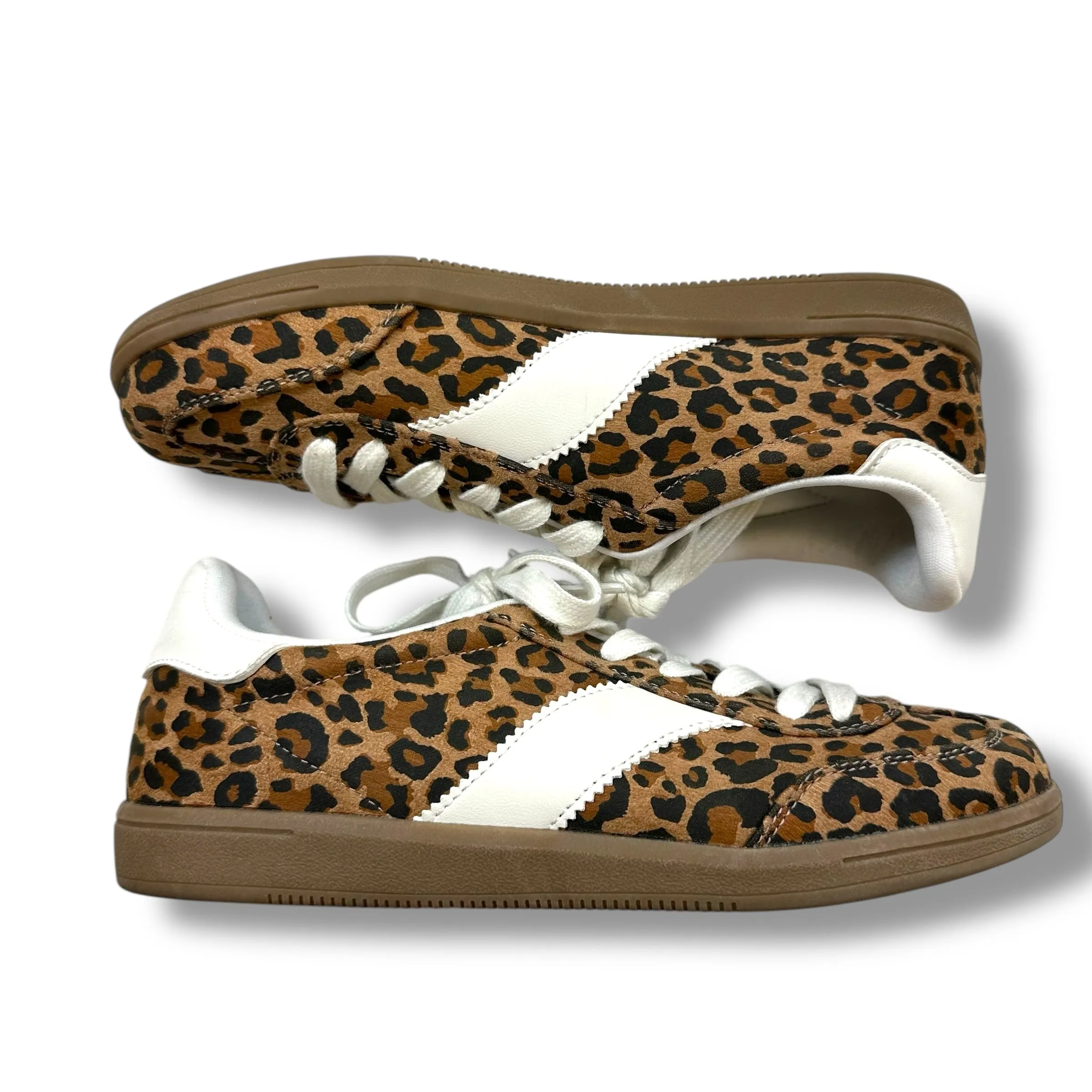 Shoes Athletic By Universal Thread In Leopard Print, Size: 8