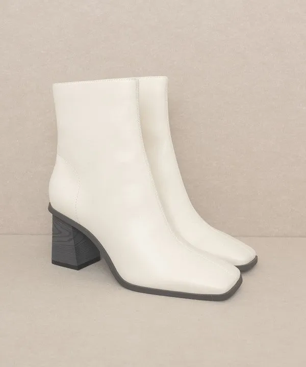 Vera Square Casual Toe Ankle Boots