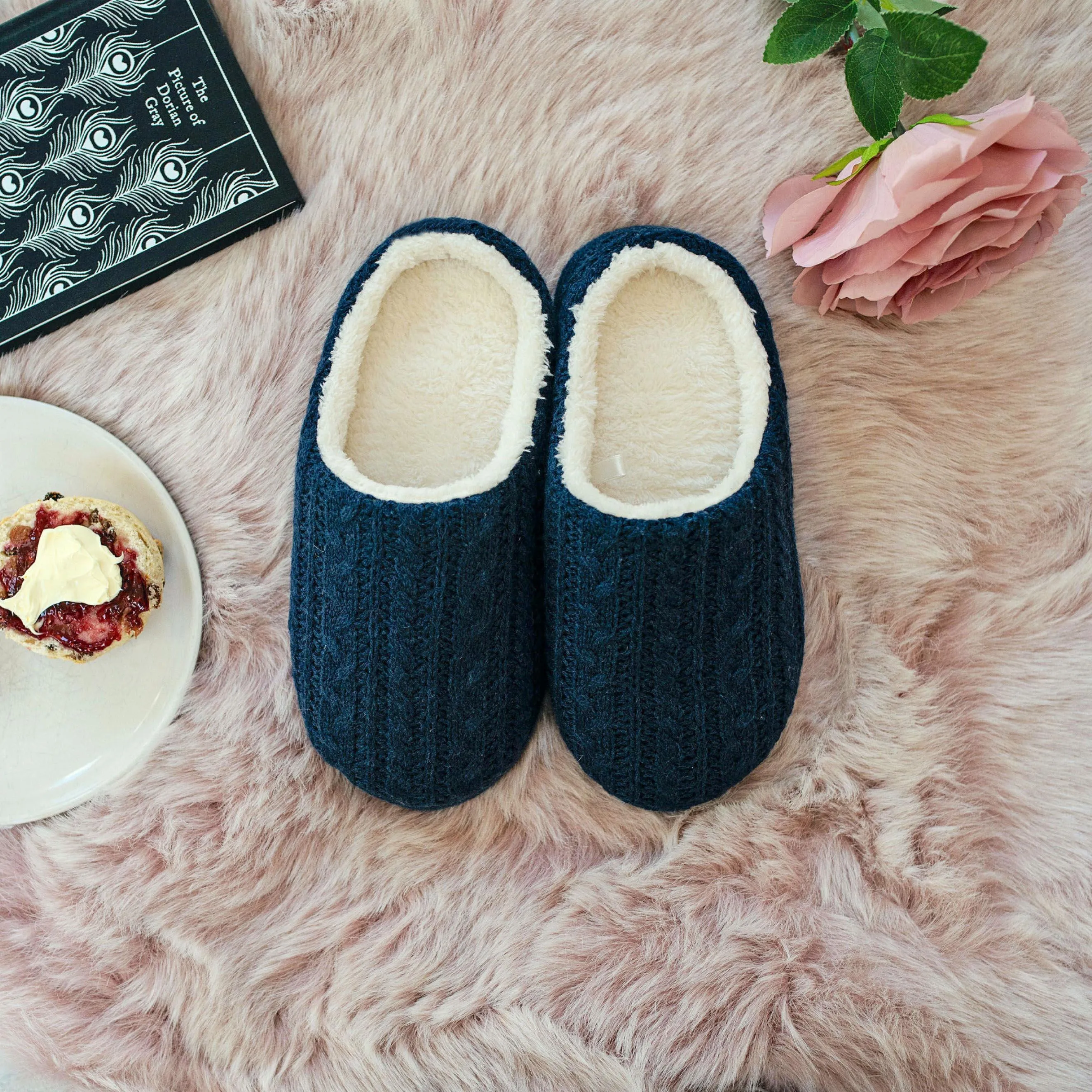 Women's Hobkin Cable Knit Slippers