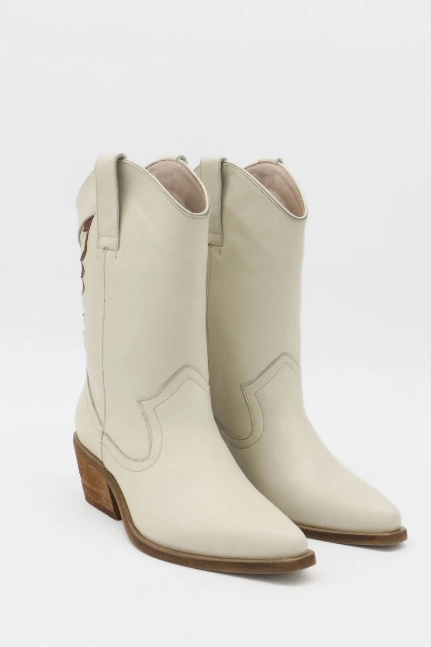 Woodstock western cowboy boots in off white leather womens shoes