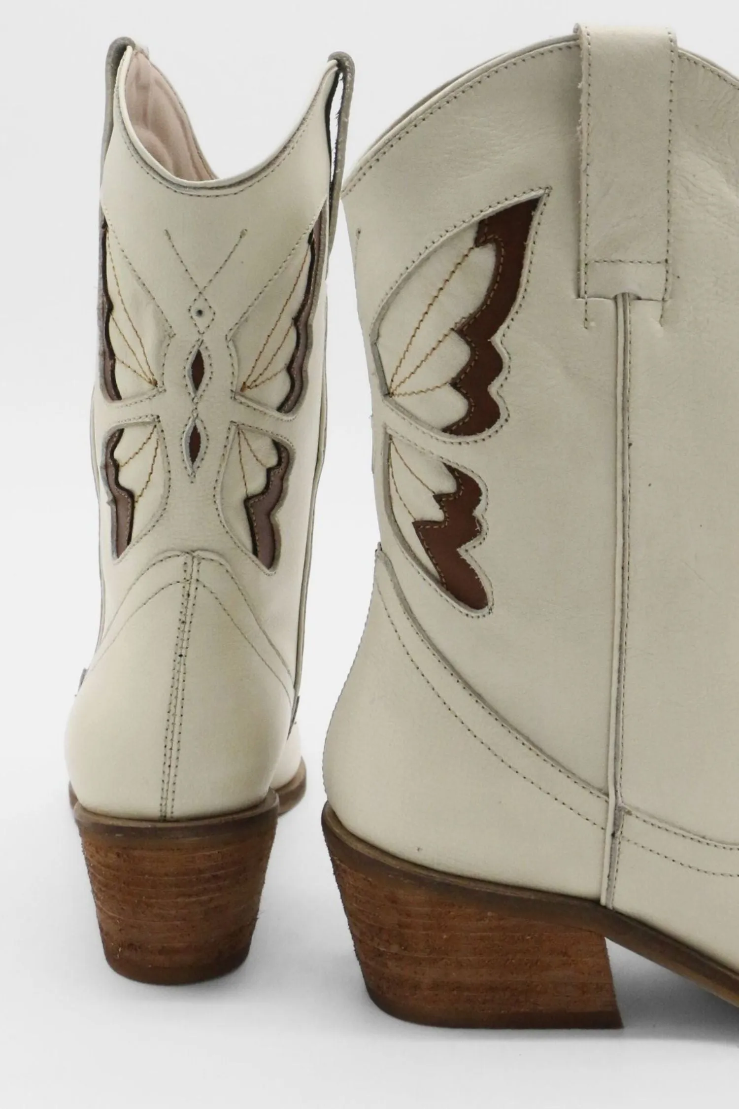 Woodstock western cowboy boots in off white leather womens shoes